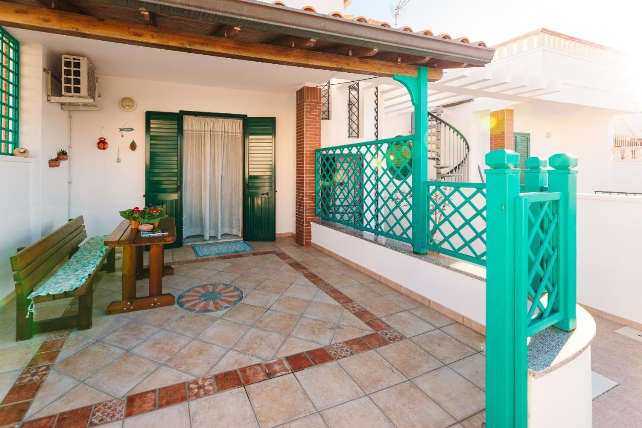 Casa Vacanze Leuca Santa Maria di Leuca Exteriör bild