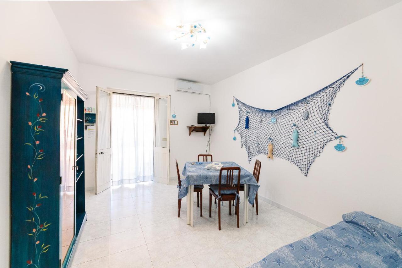 Casa Vacanze Leuca Santa Maria di Leuca Exteriör bild